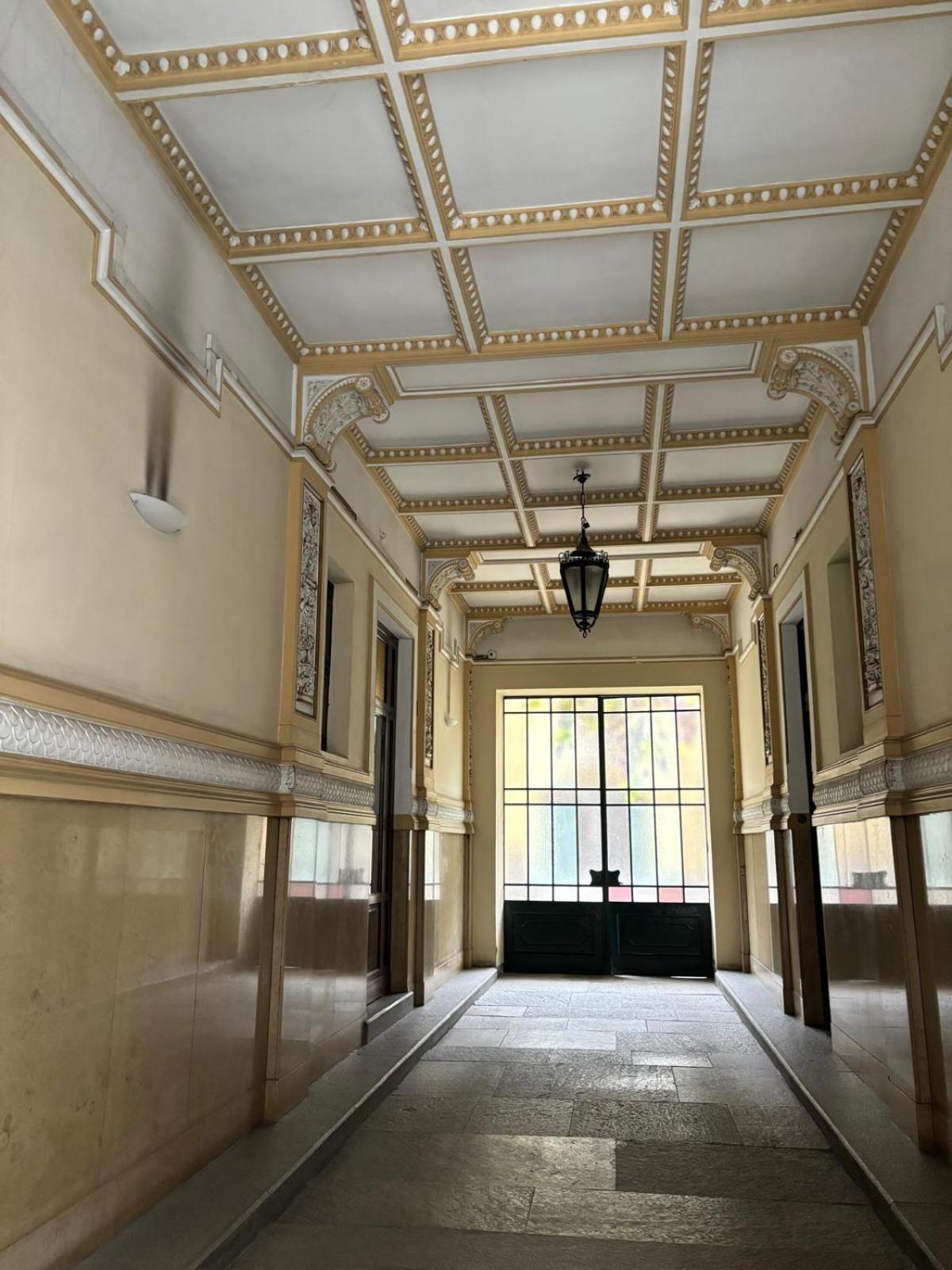 Appartement Eleganza Liberty A Due Passi Da Porta Susa E Metro à Turin Extérieur photo